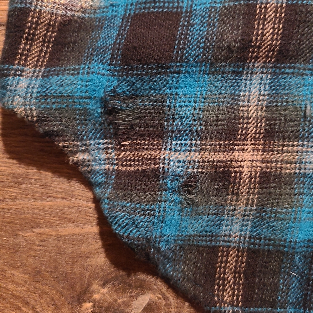 Flannel - Picture 6 of 6